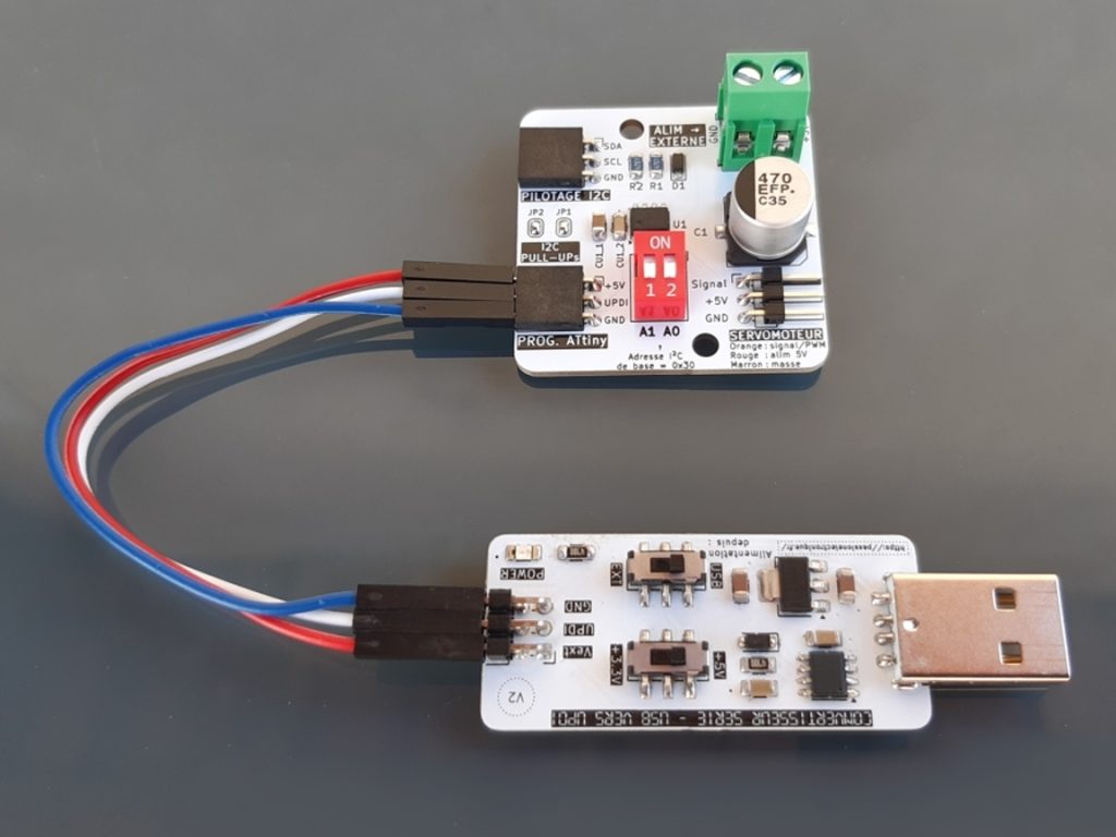 Programmation 3 fils ATtiny via UPDI depuis USB, exemple de branchement avec adaptateur fait-maison pour upload de programme depuis l'IDE Arduino